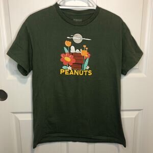 Official Peanuts two-sided Snoopy Dog House Moon Flower Green T Shirt Size M